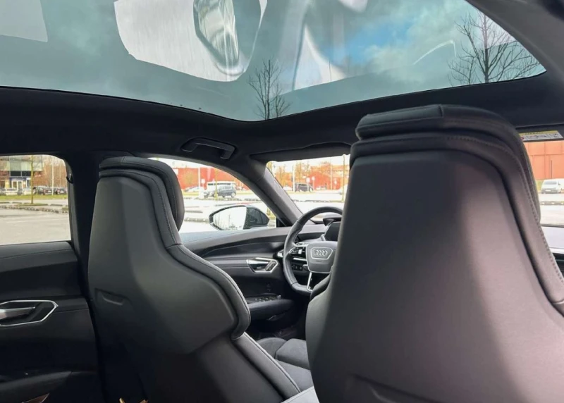 Audi E-Tron GT Quattro, снимка 9 - Автомобили и джипове - 52552653