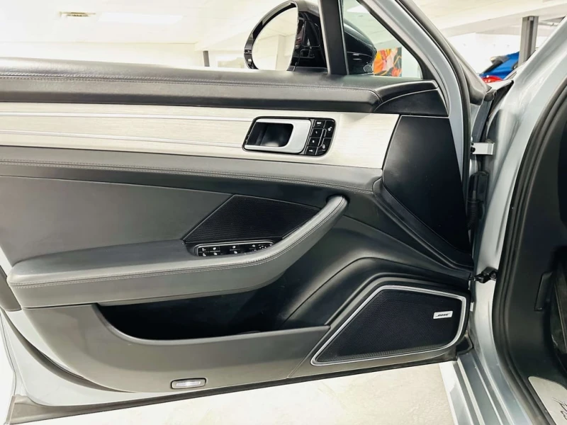 Porsche Panamera * Turbo * CARFAX * ЦЕНА ДО БГ, снимка 16 - Автомобили и джипове - 53056927