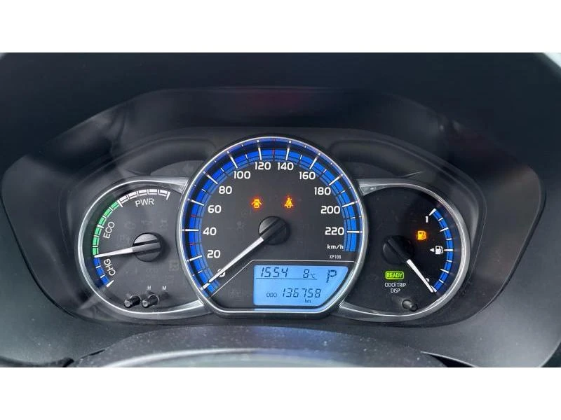 Toyota Yaris 1.5 HSD STYLE, снимка 14 - Автомобили и джипове - 53297752