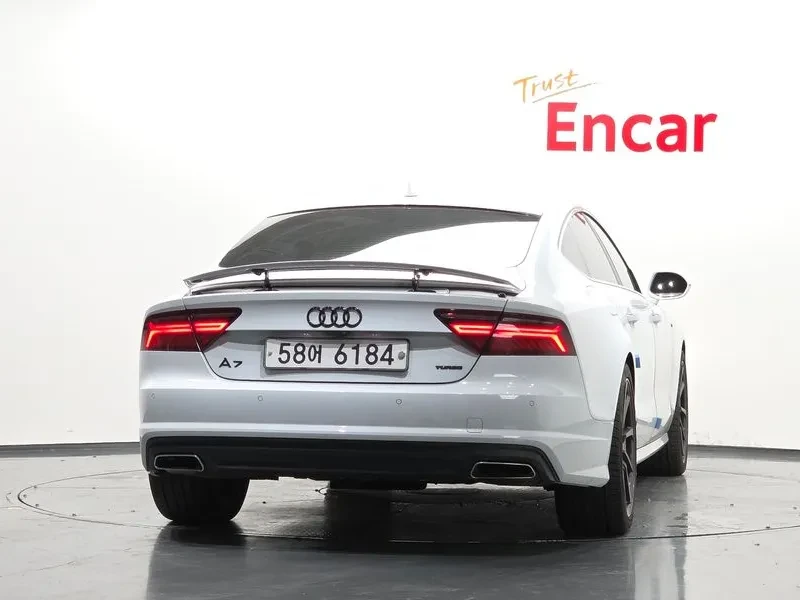 Audi A7 3.0 TDI Quattro - САМО 30% АВАНС, снимка 4 - Автомобили и джипове - 56158759