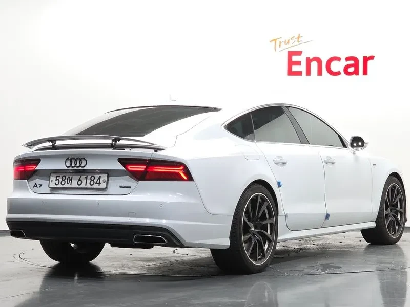 Audi A7 3.0 TDI Quattro - САМО 30% АВАНС, снимка 2 - Автомобили и джипове - 56158759