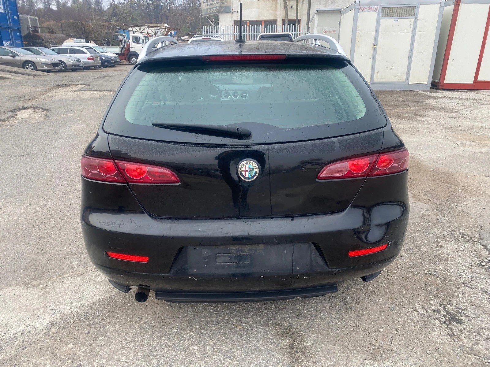 Alfa Romeo 159 sportwagon 1.9JTDm 16v + Navigacia - изображение 4