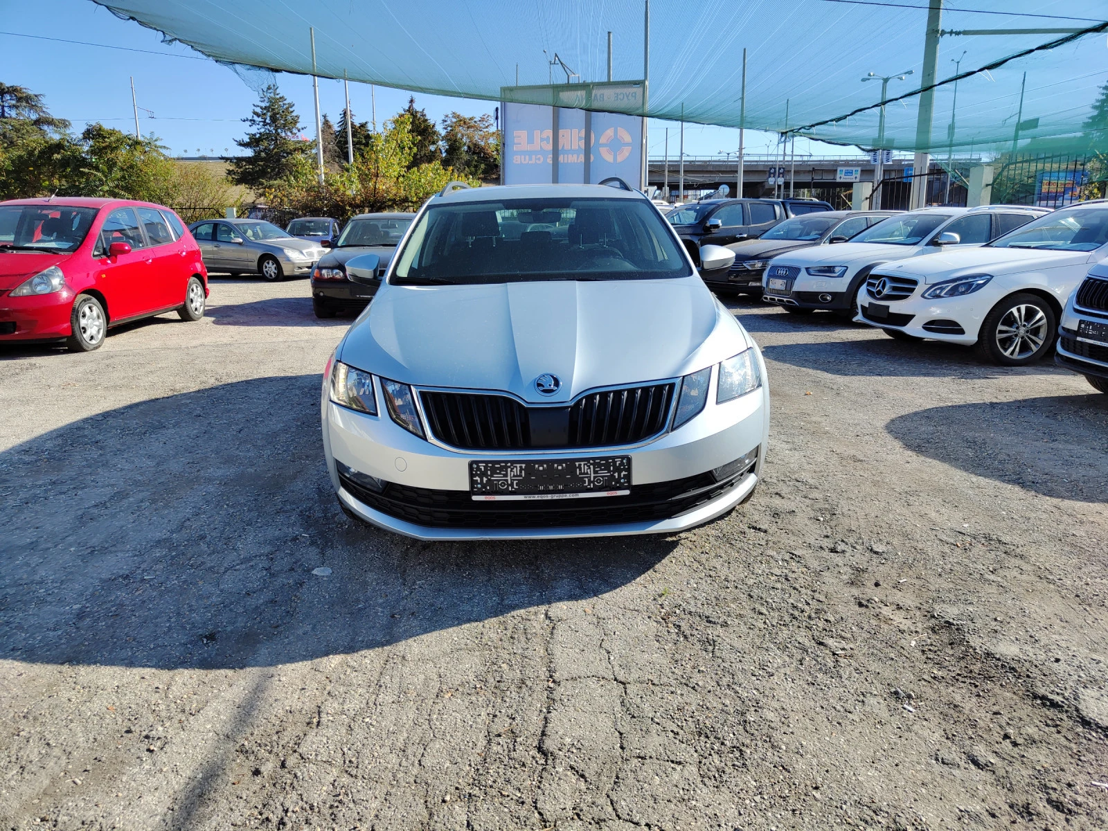 Skoda Octavia 1.6TDI NAVI+ MEDIA DISTRONIC  - изображение 2