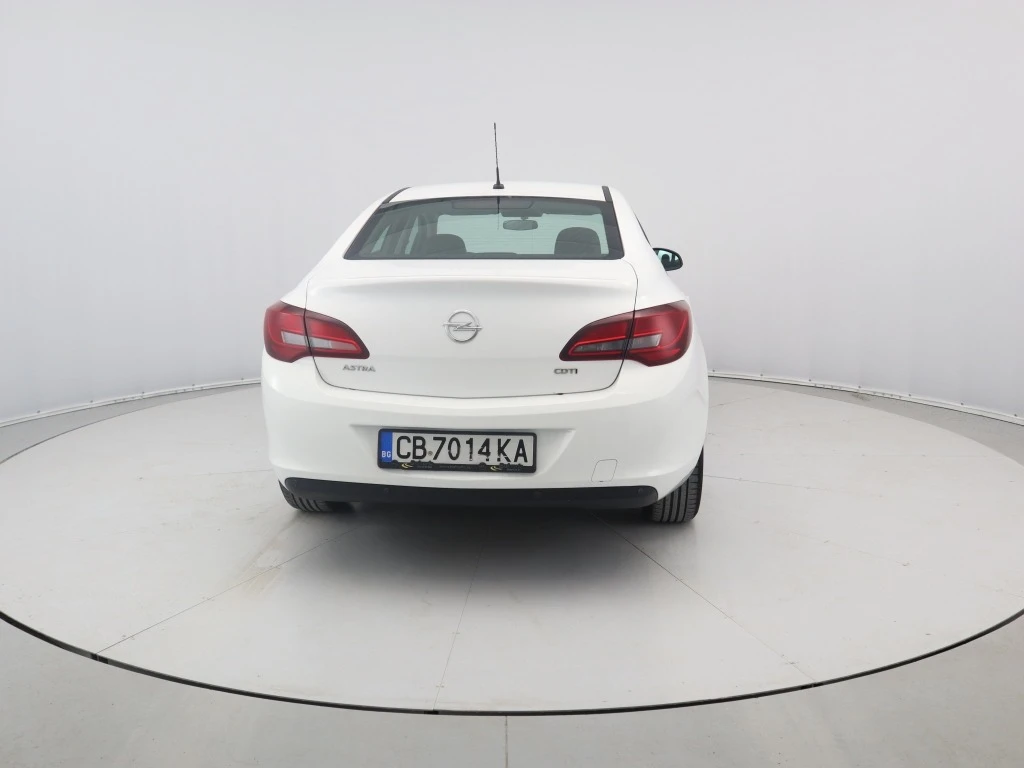 Opel Astra 1.6 CDTi - изображение 7