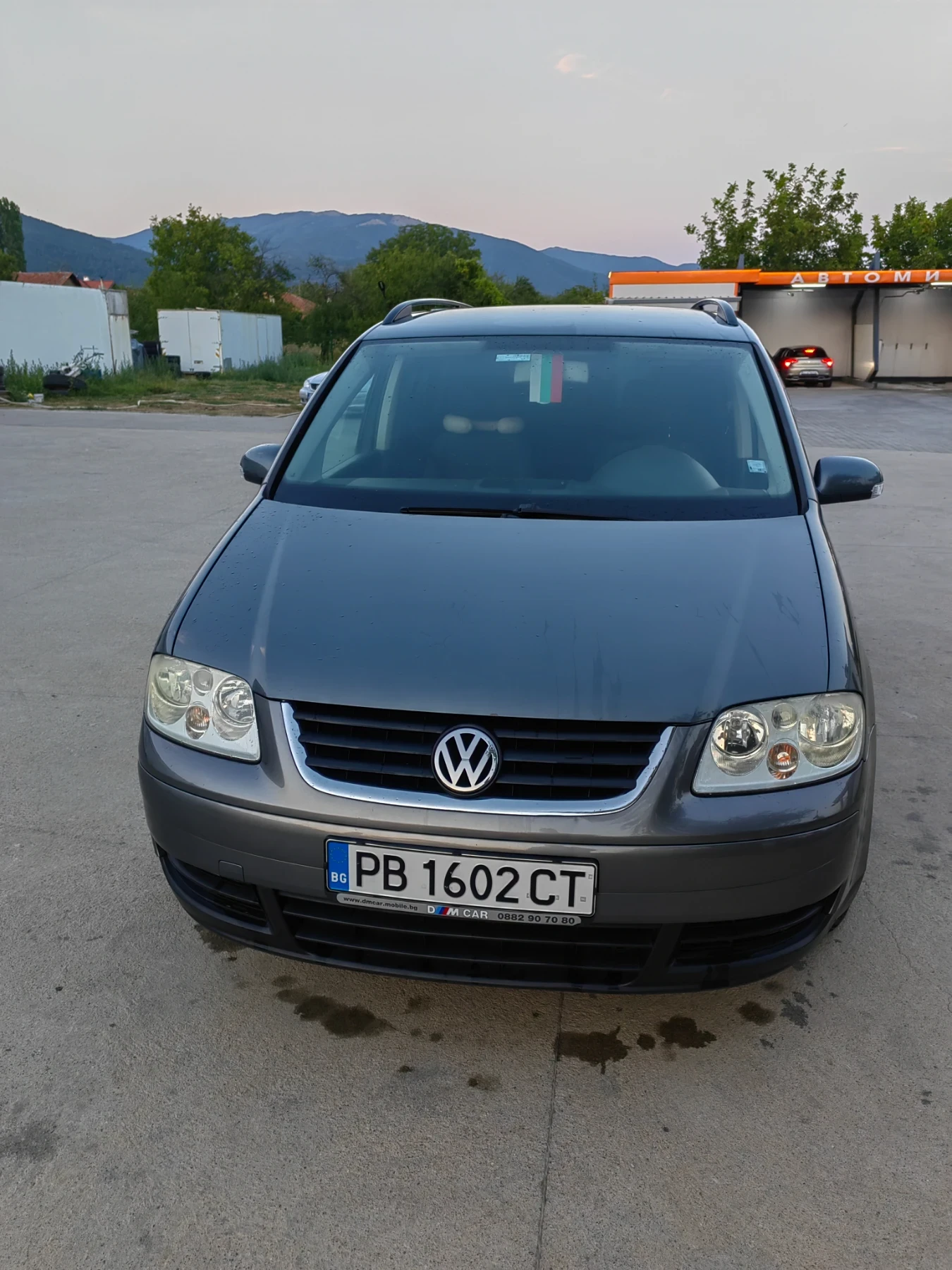 VW Touran  - изображение 2