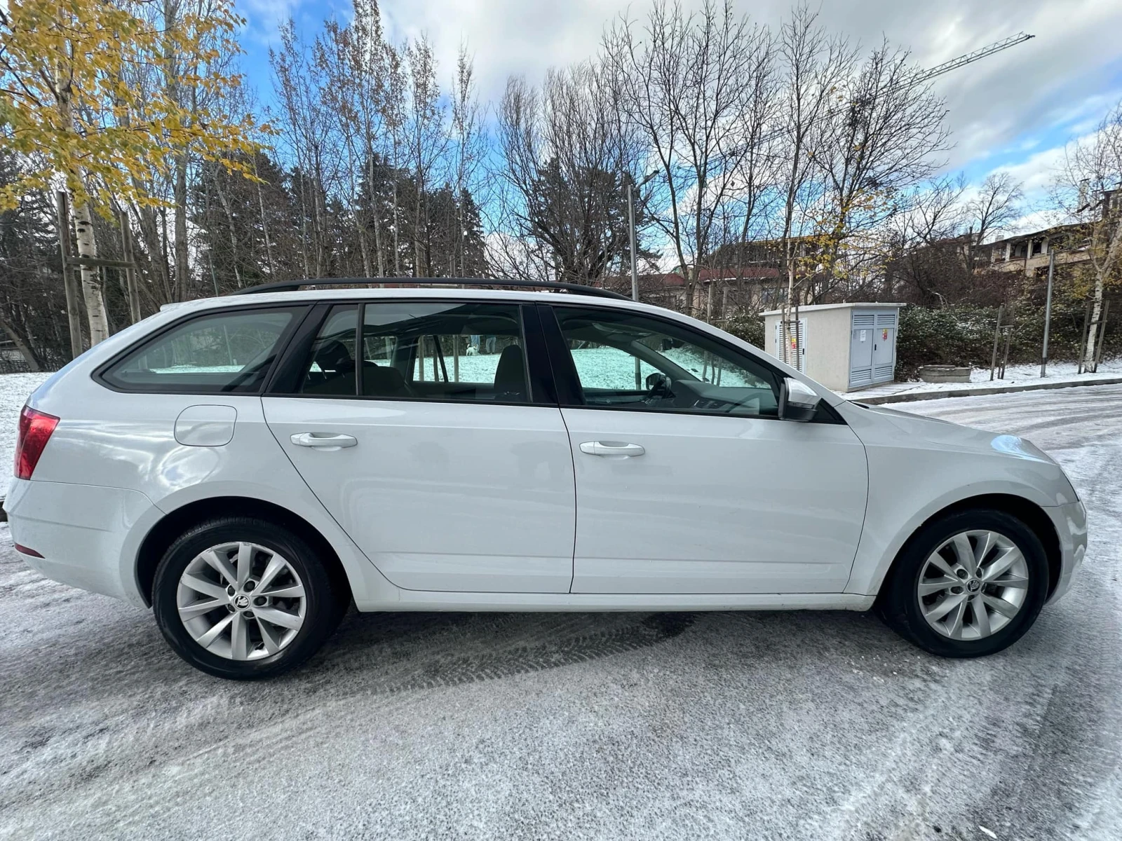 Skoda Octavia 1.6d / АВТОМАТИК - изображение 8