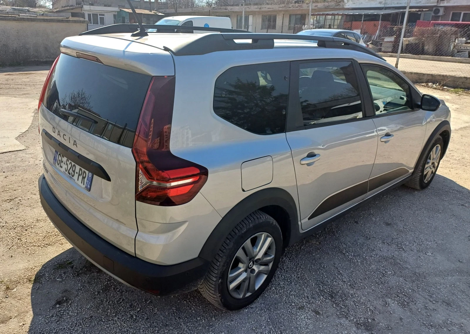 Dacia Jogger 1.0 Еco-G LPG - изображение 5