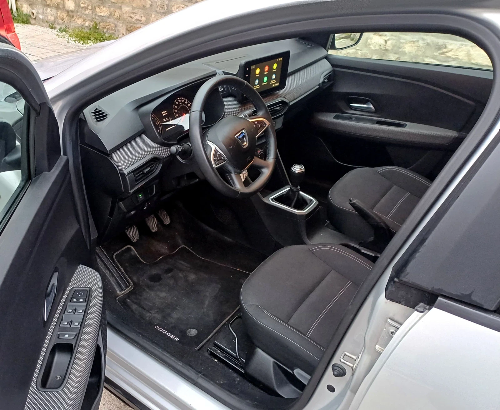 Dacia Jogger 1.0 Еco-G LPG - изображение 7