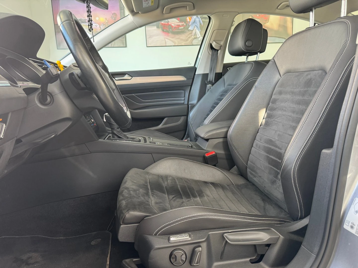 VW Passat Elegance 1.5 TSI OPF DSG - изображение 5