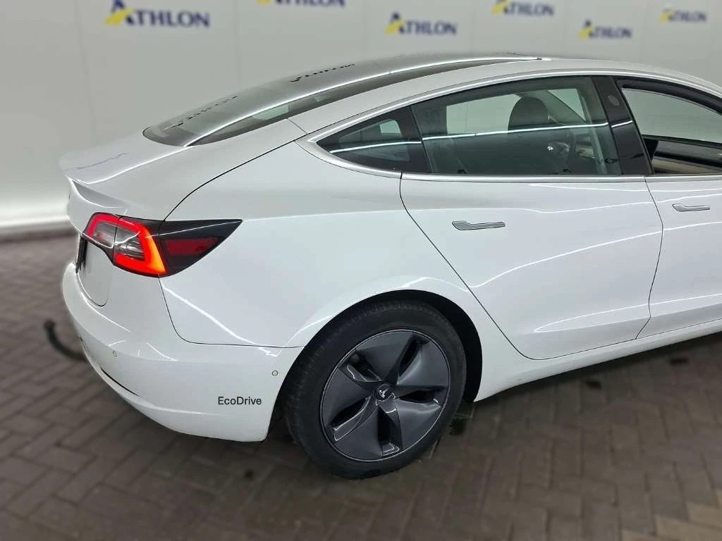 Tesla Model 3 Standard Plus - изображение 4