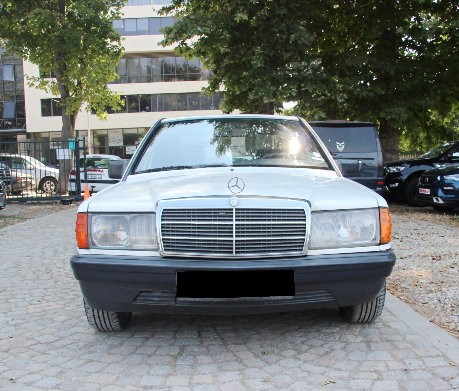 Mercedes-Benz 190 Е  LPG С РЕГИСТРАЦИЯ    - изображение 2