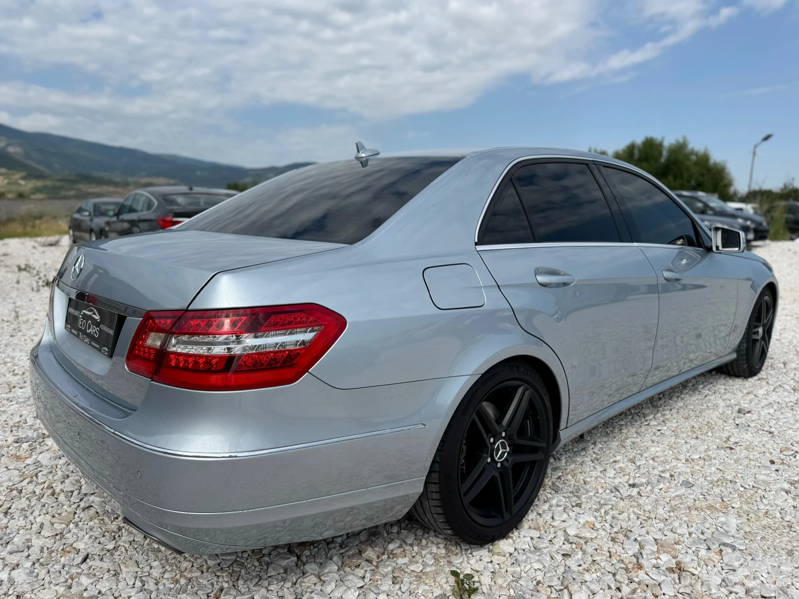 Mercedes-Benz E 300 BlueTEC / AVANTGARDE / KOJA / NAVI / PARKTRONIC  - изображение 8