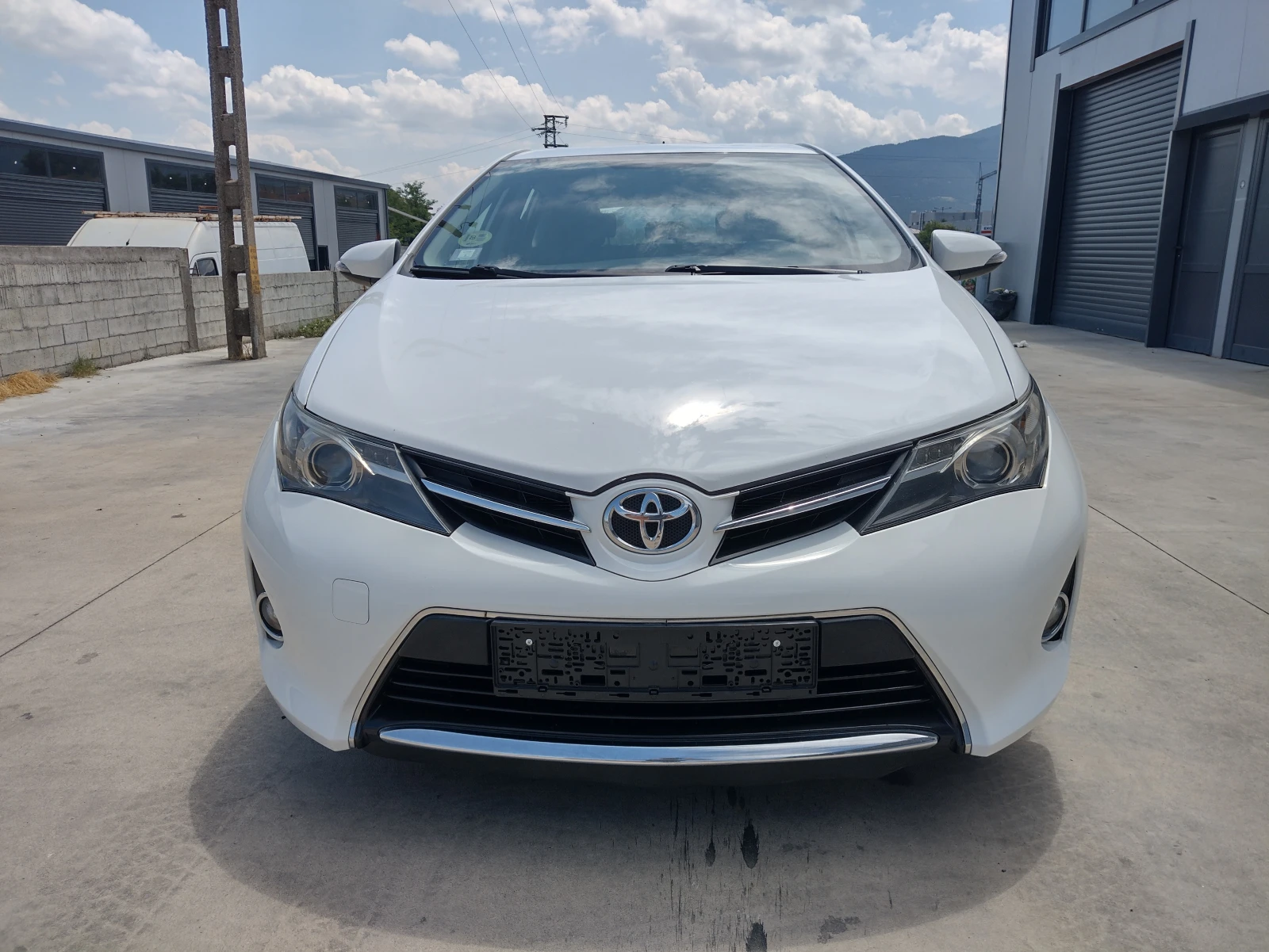 Toyota Auris 1.4 D-4D* 6ск.* Камера*  - изображение 8