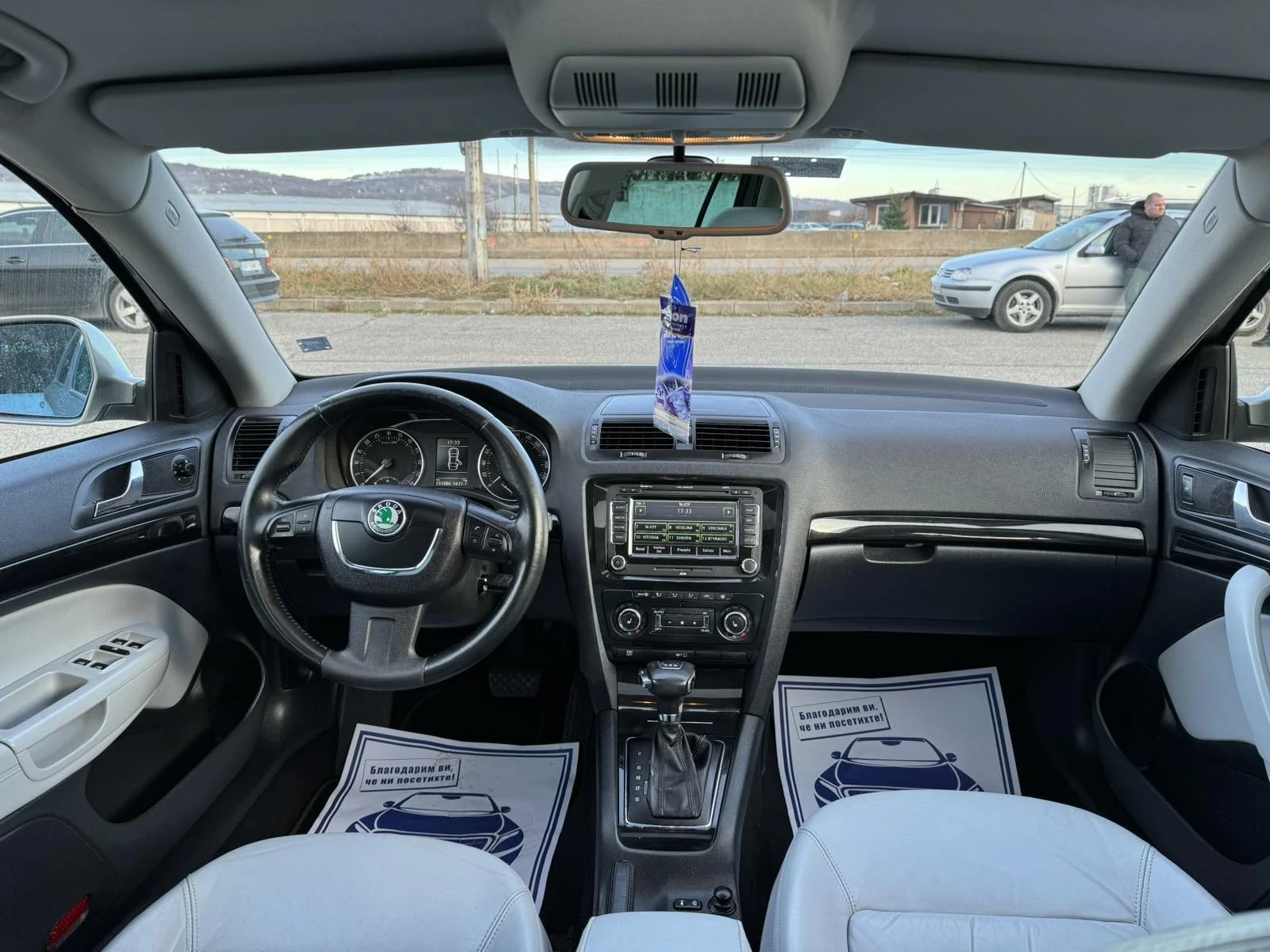 Skoda Octavia 2, 0 TDI DSG L&K - изображение 7