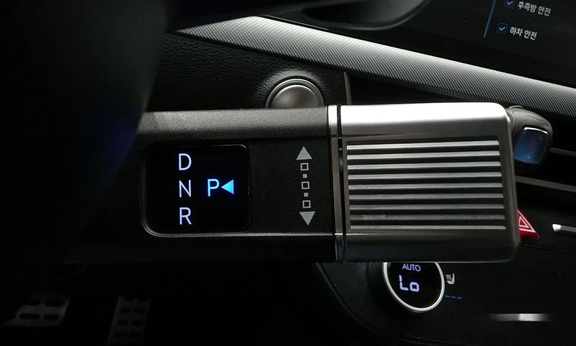 Hyundai Sonata 2.0 LPG Mobility * НАЙ-ДОБРА ЦЕНА В БЪЛГАРИЯ*  - изображение 9