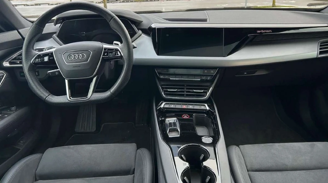 Audi E-Tron GT Quattro - изображение 7