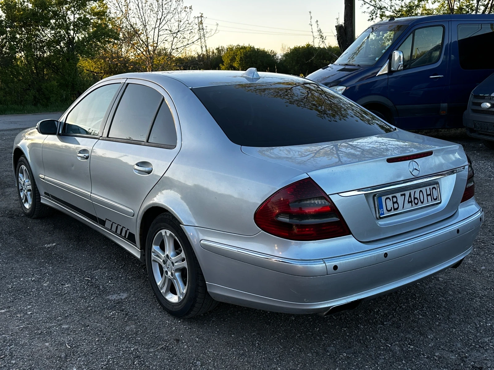 Mercedes-Benz E 270  - изображение 6