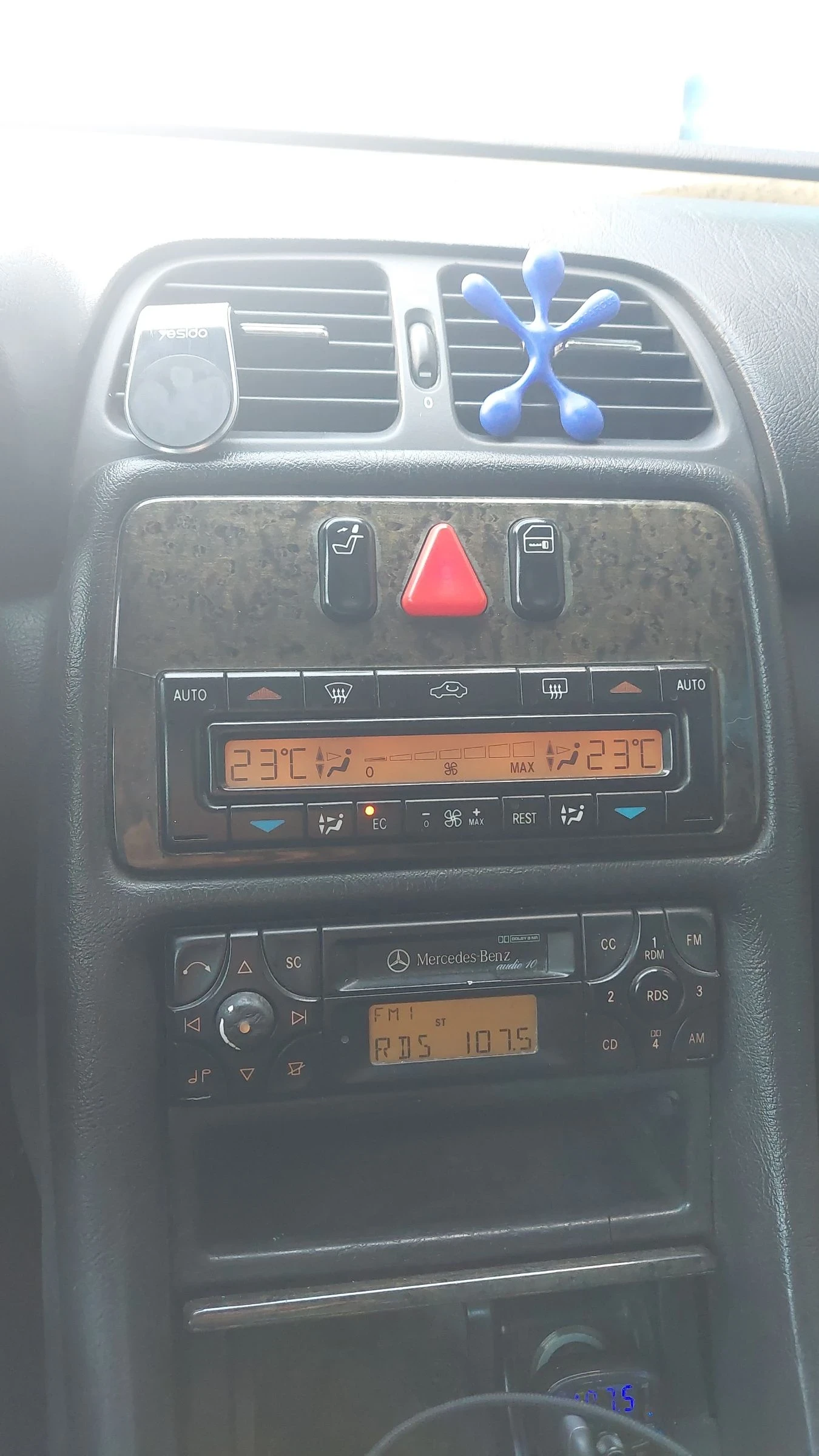 Mercedes-Benz CLK 200 KOMPRESSOR | Mobile.bg � ����������� 10