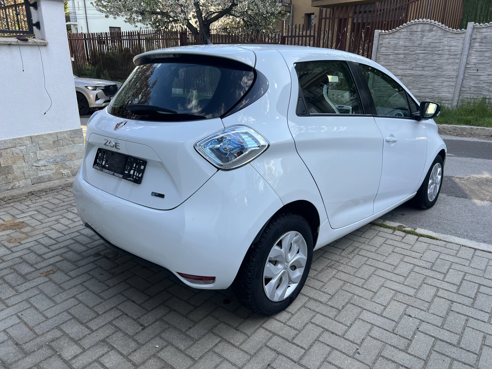 Renault Zoe R90 Life, снимка 6 - Автомобили и джипове - 54345734