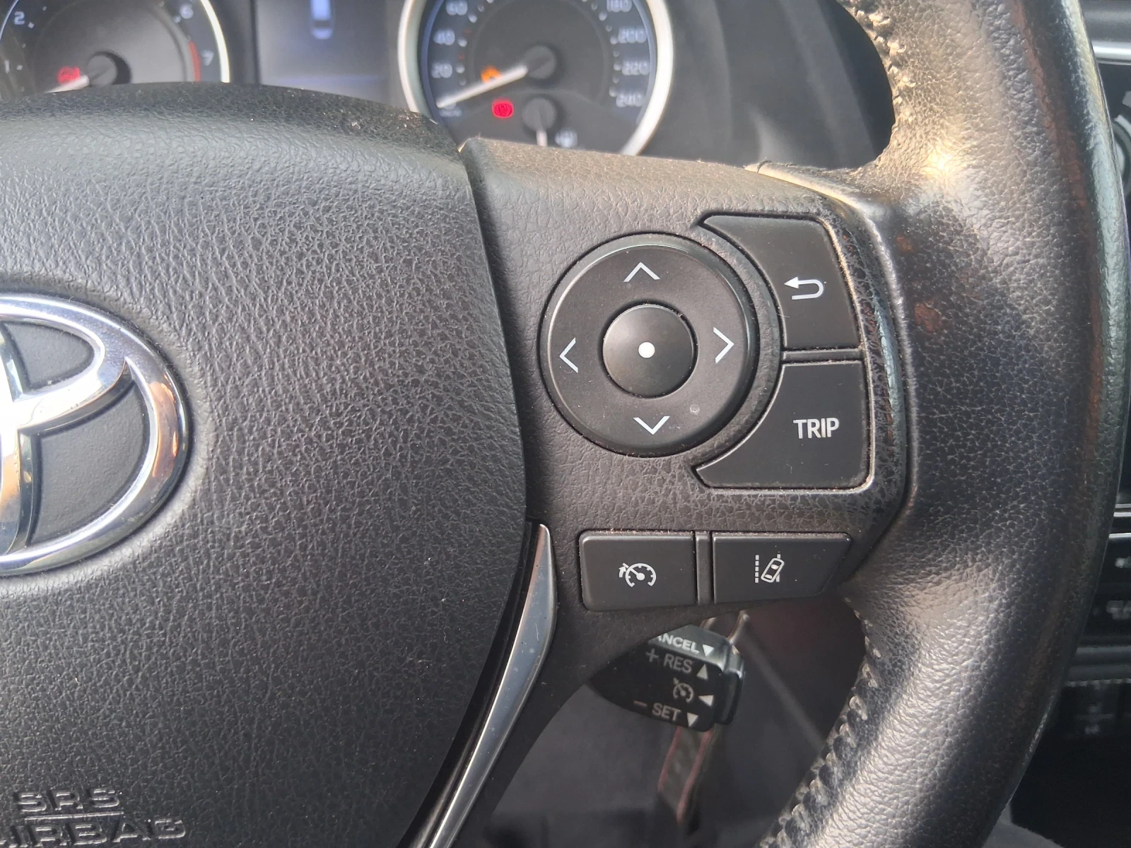 Toyota Corolla, снимка 13 - Автомобили и джипове - 54627377