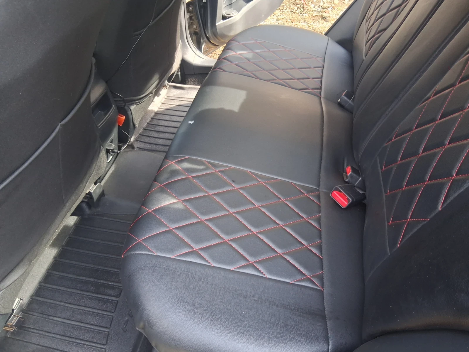 Toyota Corolla, снимка 9 - Автомобили и джипове - 54627377
