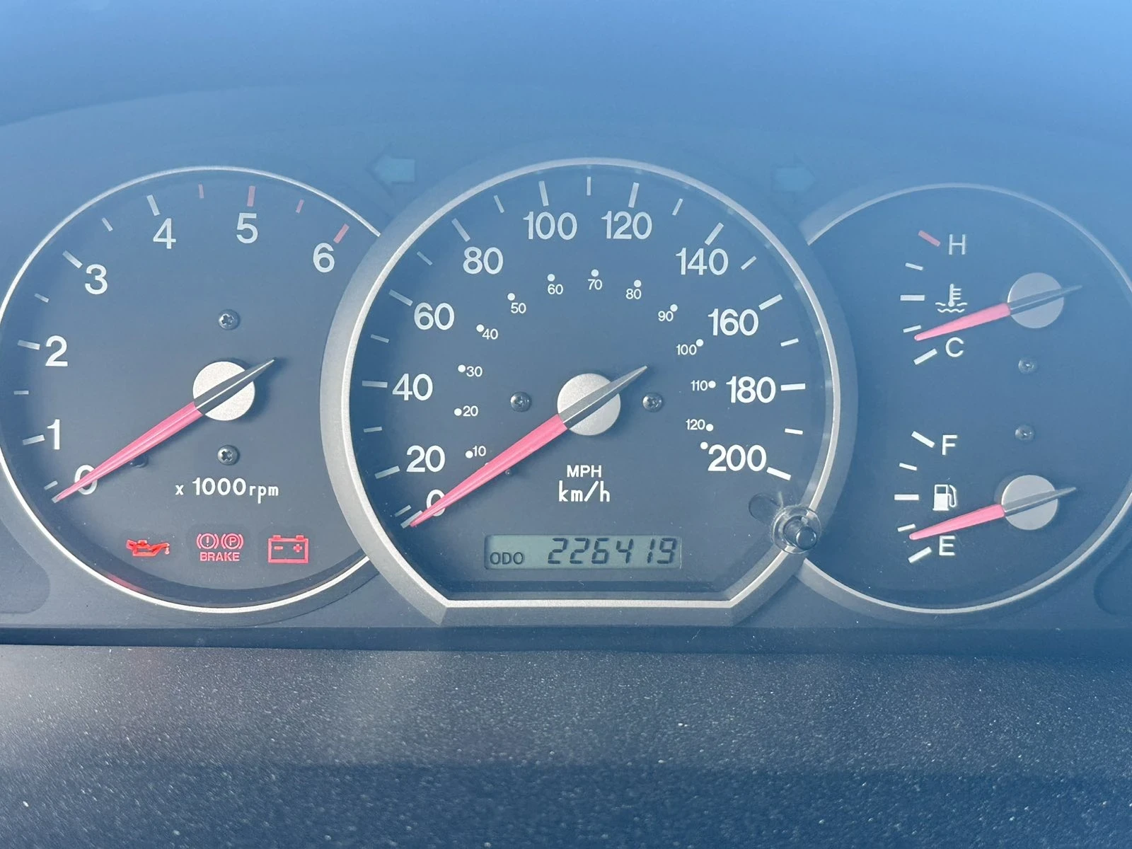 Kia Carnival 2.9 CRDi, снимка 11 - Автомобили и джипове - 54630494