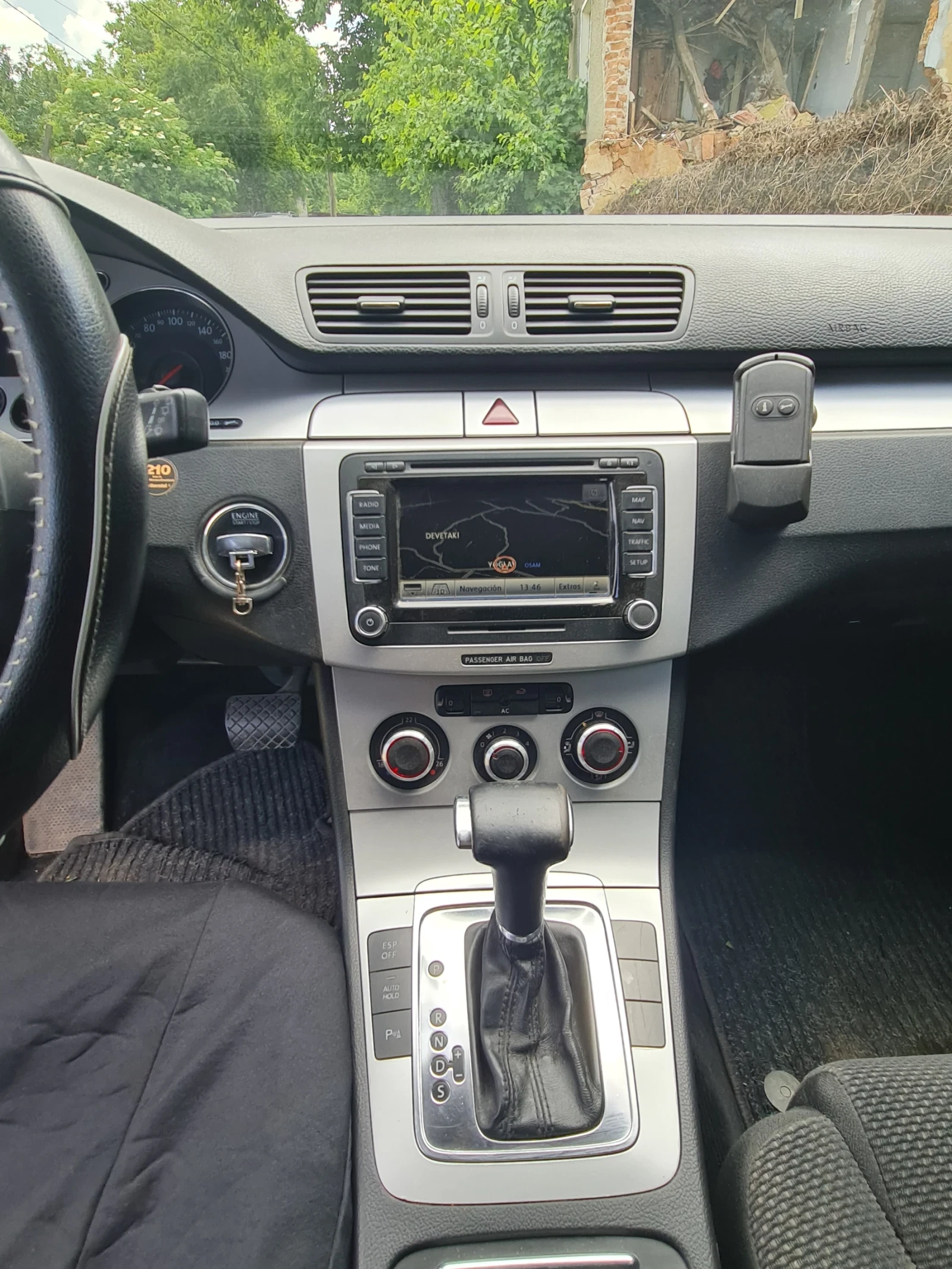 VW Passat FSI, снимка 6 - Автомобили и джипове - 54731816