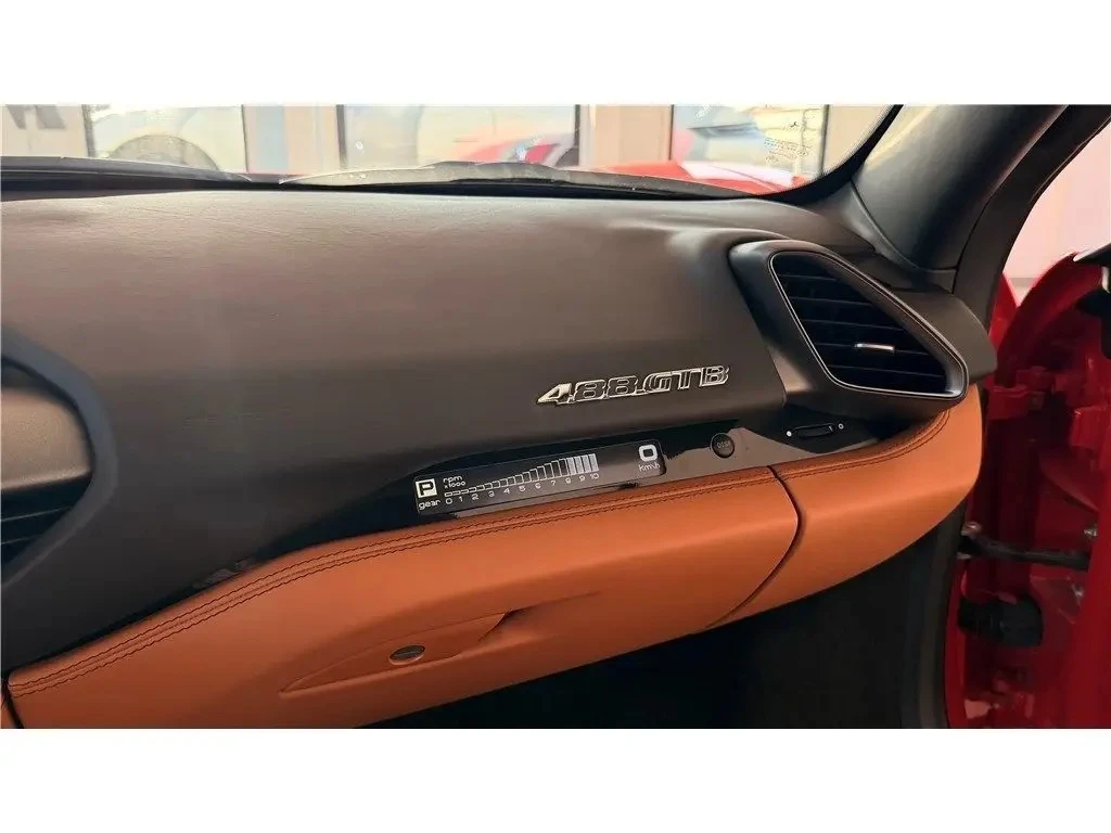 Ferrari 488 GTB, снимка 9 - Автомобили и джипове - 54861944