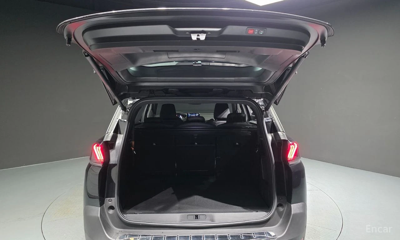 Peugeot 5008 2 GEN* 1.2 PURE TECH ALLURE, снимка 11 - Автомобили и джипове - 54929895