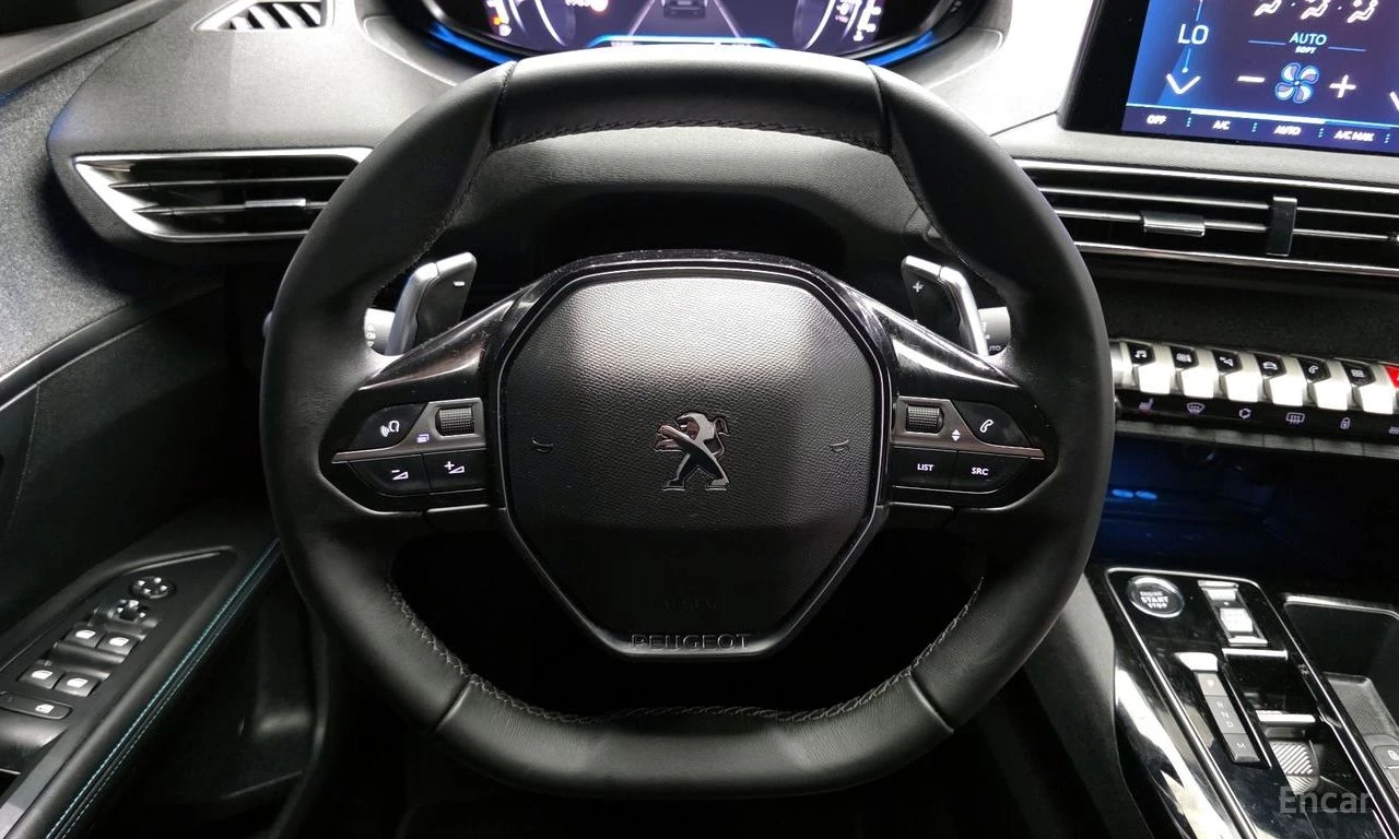 Peugeot 5008 2 GEN* 1.2 PURE TECH ALLURE, снимка 4 - Автомобили и джипове - 54929895