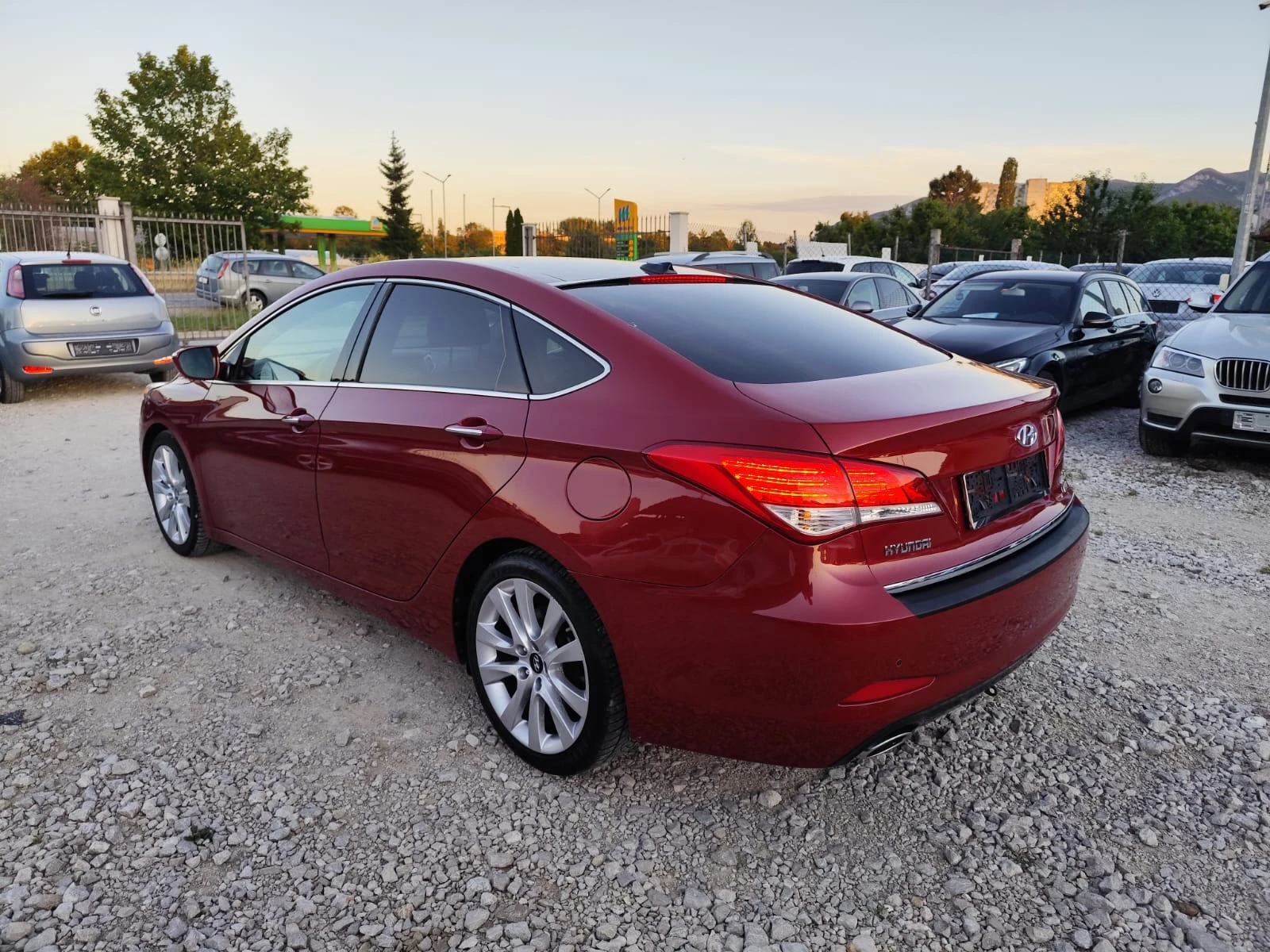 Hyundai I40 1.7 дизел Автомат , снимка 8 - Автомобили и джипове - 54944562