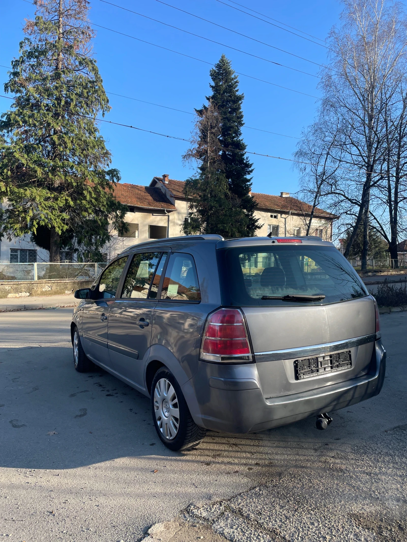 Opel Zafira, снимка 5 - Автомобили и джипове - 55236225