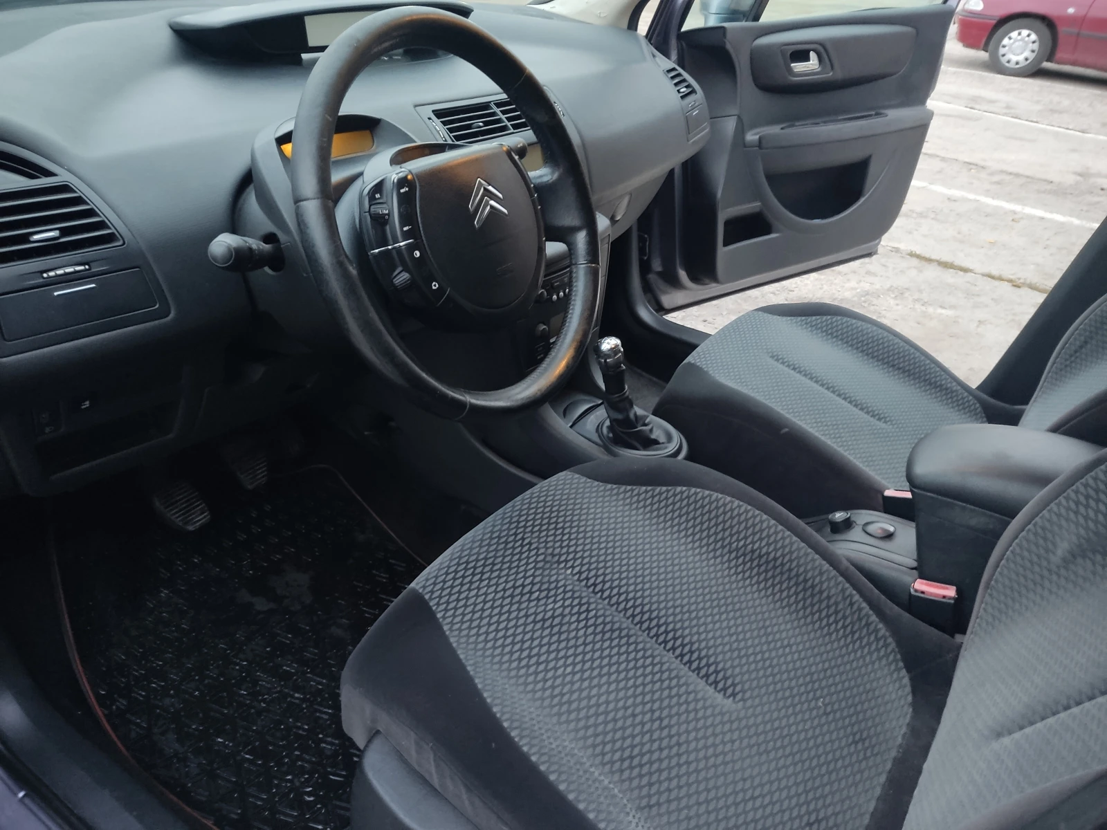 Citroen C4, снимка 5 - Автомобили и джипове - 55275311
