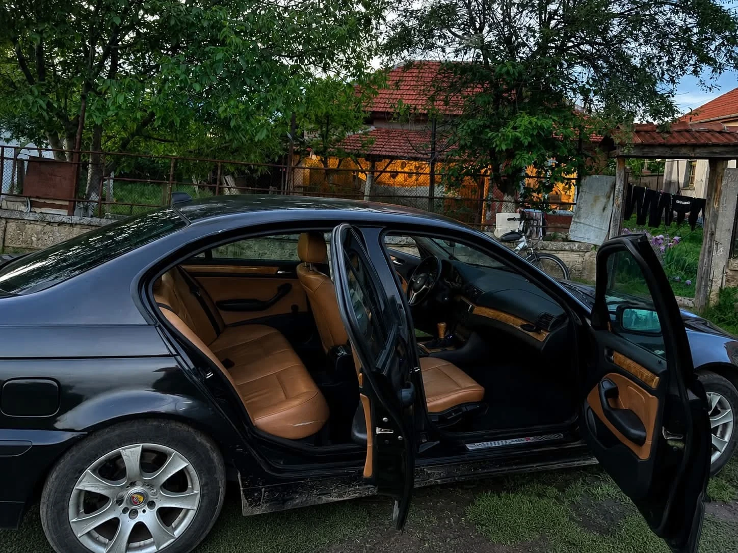 BMW 320, снимка 9 - Автомобили и джипове - 55603277