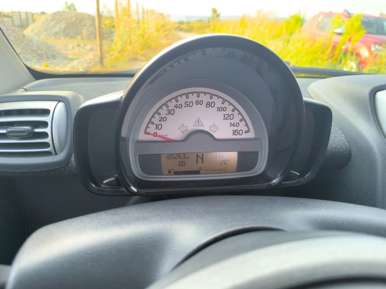 Smart Fortwo Smart Fortwo Mhd 1, 0i 71ps най-здравия двигател, снимка 15 - Автомобили и джипове - 55796512