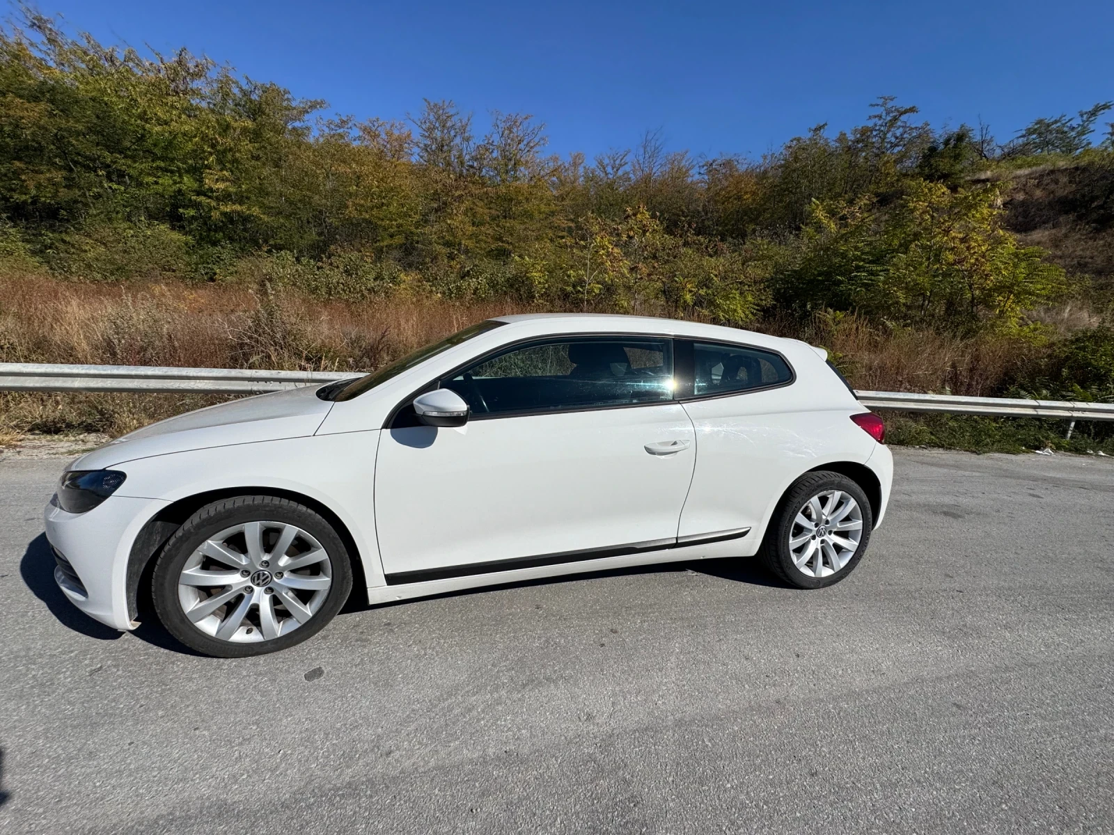 VW Scirocco, снимка 14 - Автомобили и джипове - 56359945