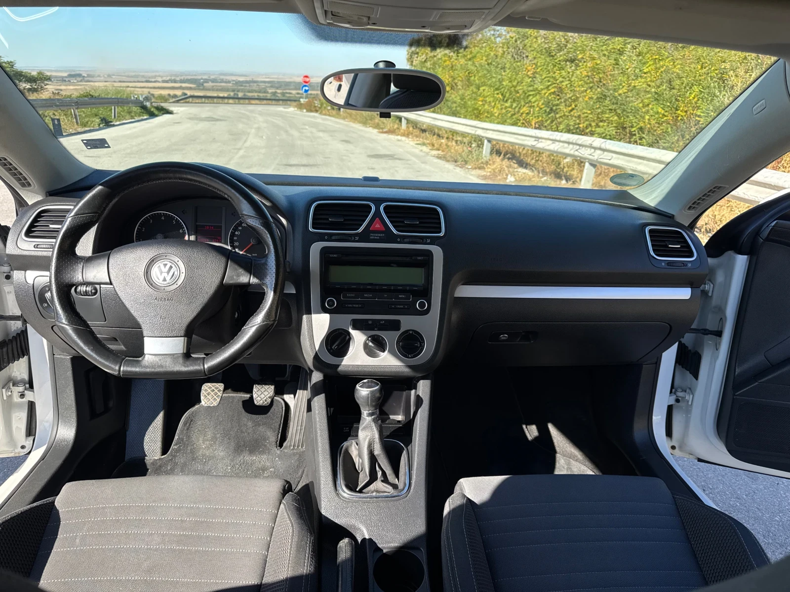 VW Scirocco, снимка 11 - Автомобили и джипове - 56359945