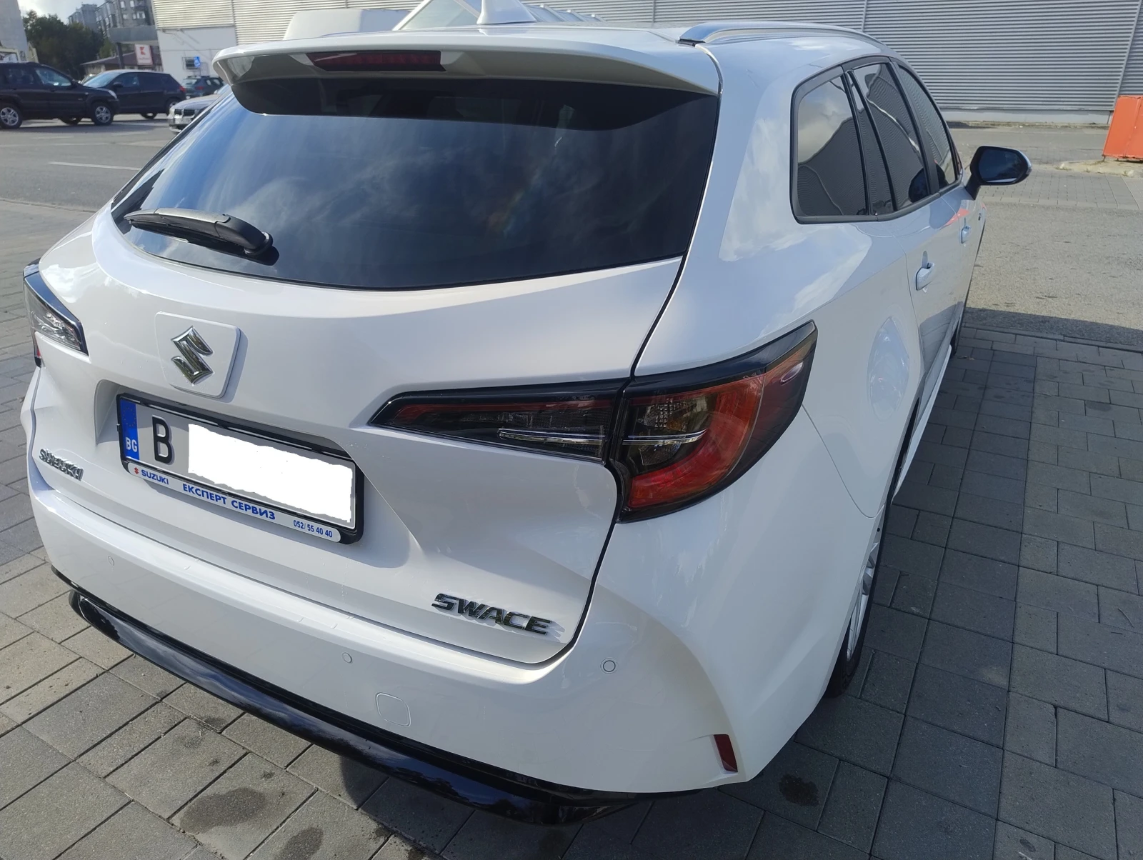 Suzuki Swace, снимка 2 - Автомобили и джипове - 56646128
