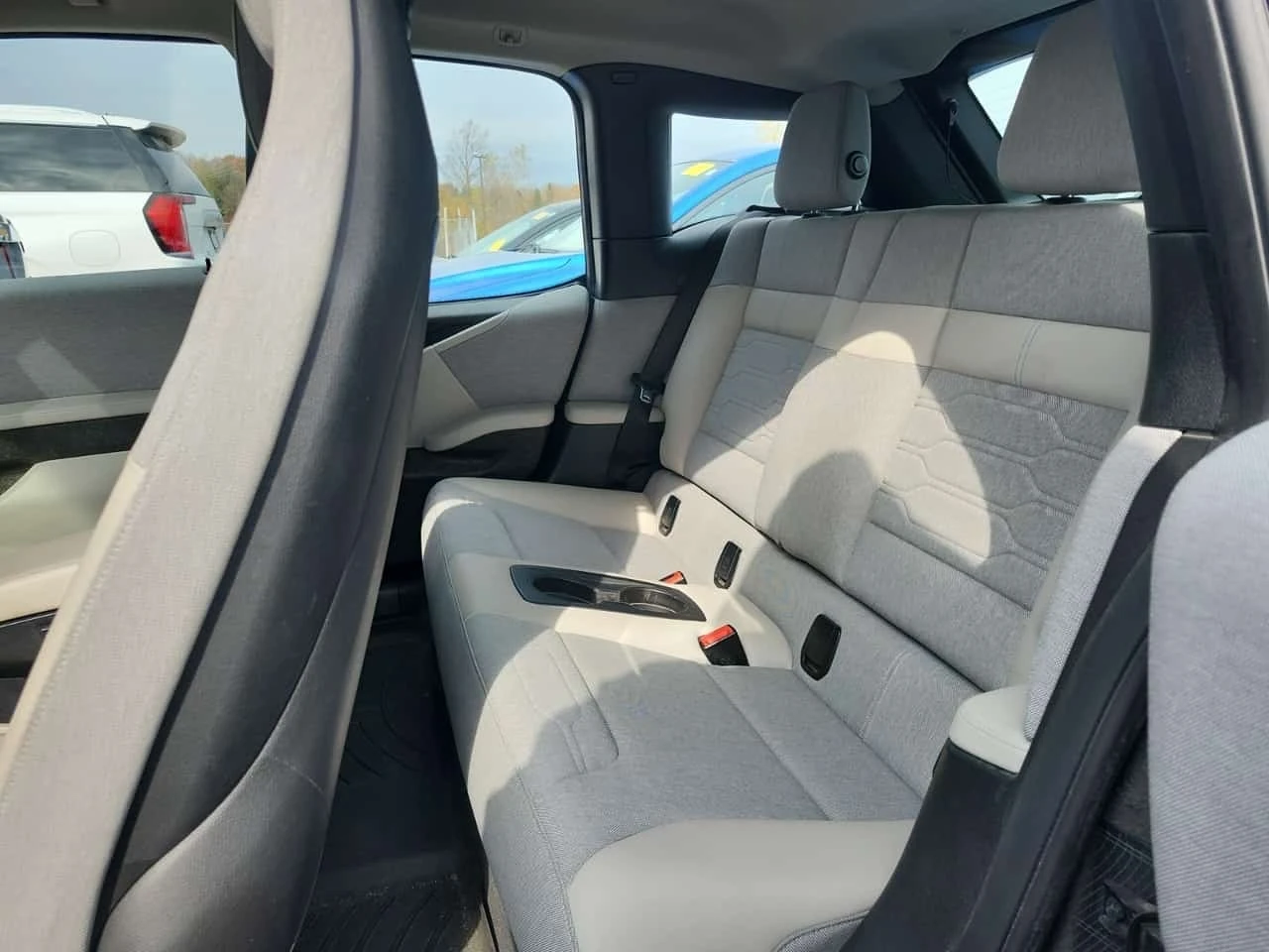 BMW i3 * 4DR HB W/RANGE EXTENDER * CARFAX *  �����������  | Mobile.bg � ����������� 13