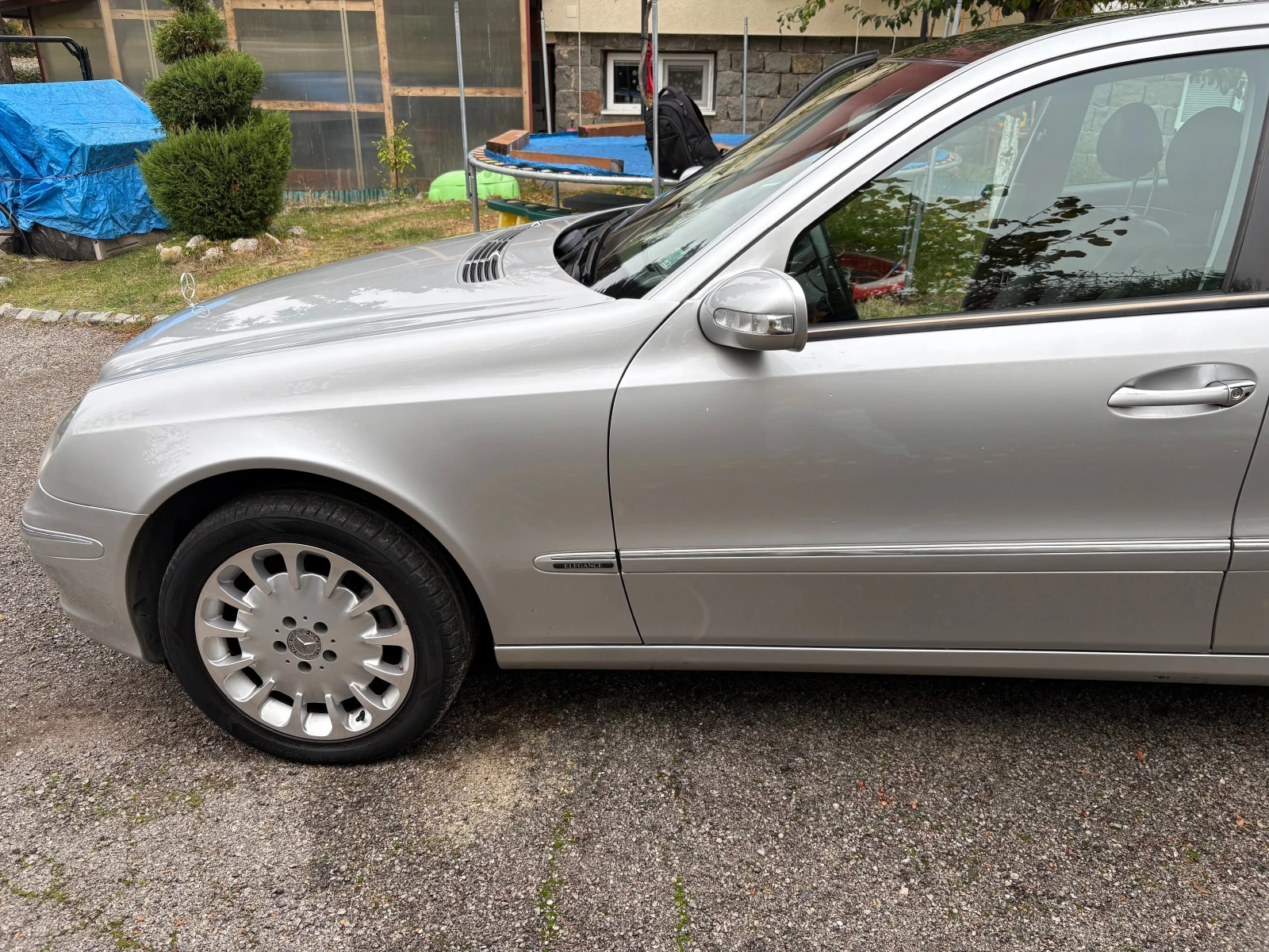 Mercedes-Benz E 320, снимка 8 - Автомобили и джипове - 56750765