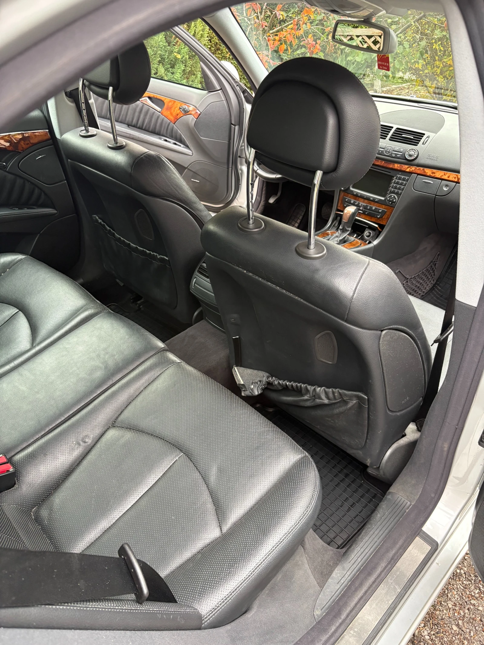 Mercedes-Benz E 320, снимка 15 - Автомобили и джипове - 56750765