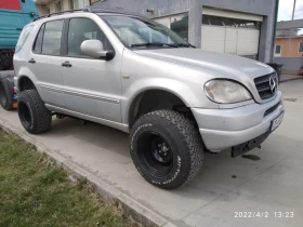     Mercedes-Benz ML 320