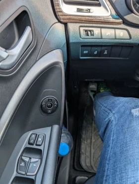 Hyundai Santa fe Sport - 12500 € / 24447.88 лв. - 84883761 17