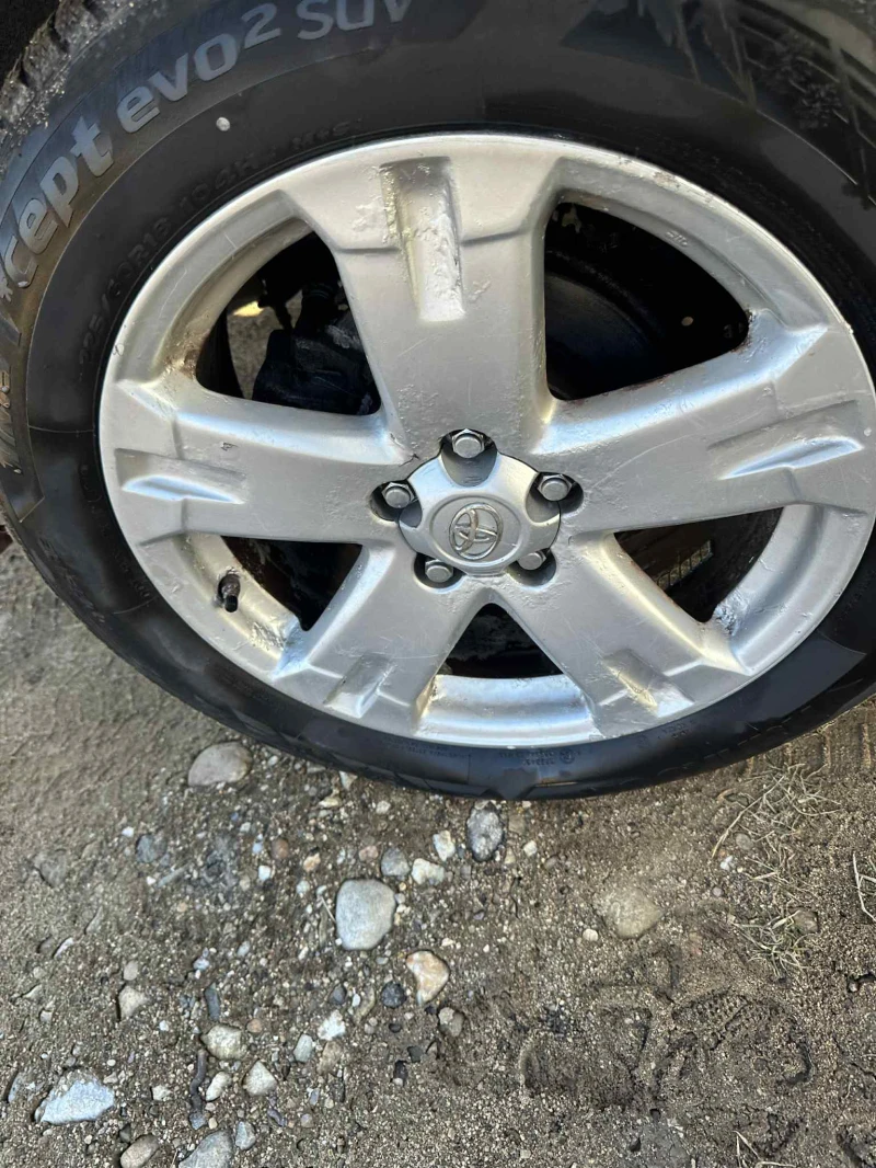 Toyota Rav4 2.2 D-CAT 177к.с НА ЧАСТИ, снимка 9 - Автомобили и джипове - 52982270