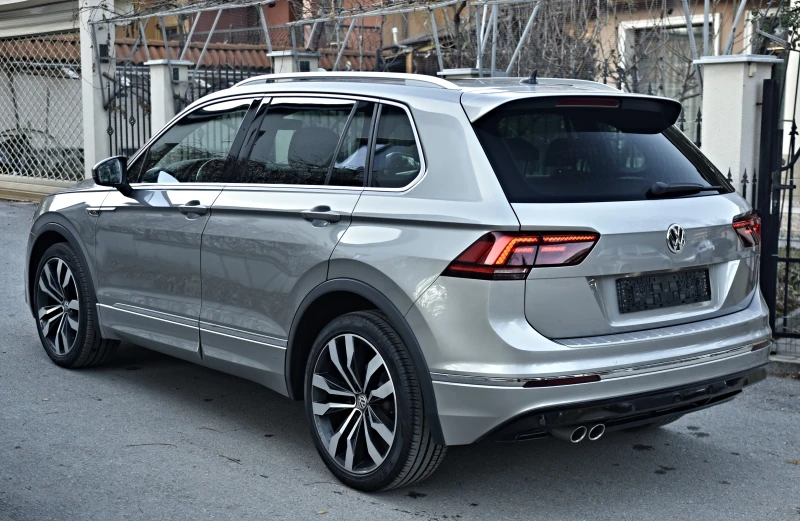 VW Tiguan 2.0TDI/2xR Line/4motion/Distronic/Panorama, снимка 4 - Автомобили и джипове - 48131327