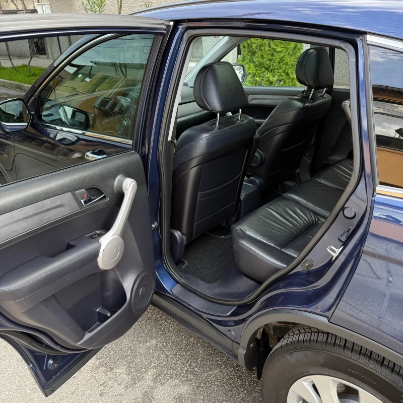 Honda Cr-v 2.0i 4x4 Executive Без Ръжда , снимка 15 - Автомобили и джипове - 49567699