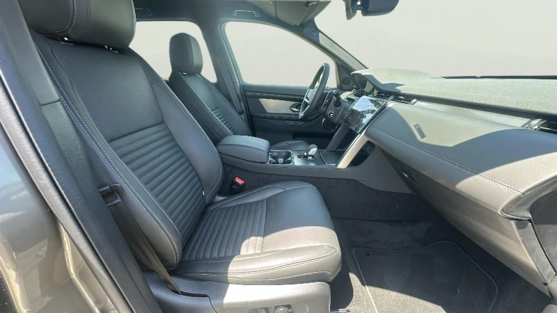 Land Rover Discovery Sport 2.0 TD4, снимка 12 - Автомобили и джипове - 50833801