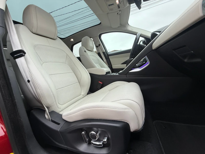 Jaguar E-pace R-DYNAMIC-HSE-4x4-AVTOMAT-180к.с-ШВЕЙЦАРИЯ-TOP-TOP, снимка 14 - Автомобили и джипове - 52085957