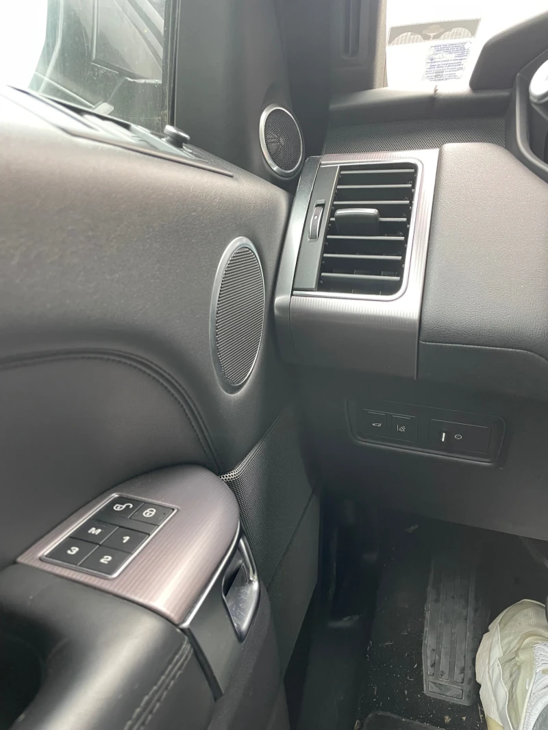 Land Rover Range Rover Sport 3.0 Shadow Line, 132000км, снимка 11 - Автомобили и джипове - 52481644