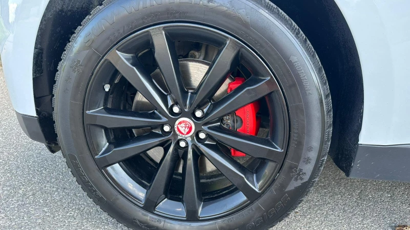 Jaguar F-PACE, снимка 4 - Автомобили и джипове - 52664908